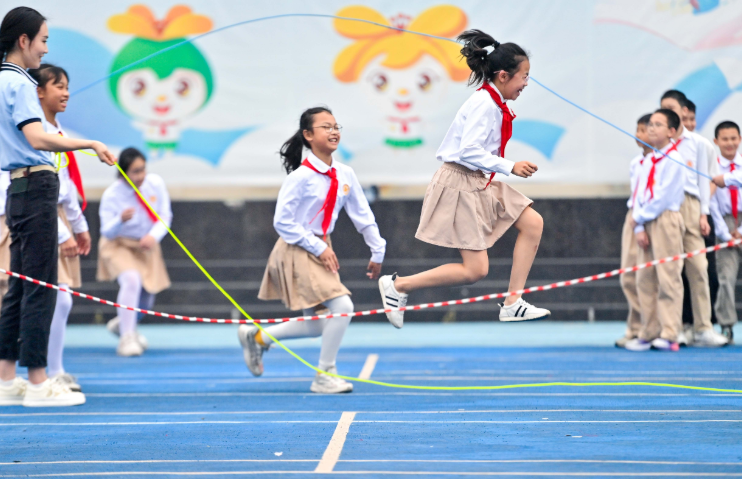 青少年2.png 青少年2.png